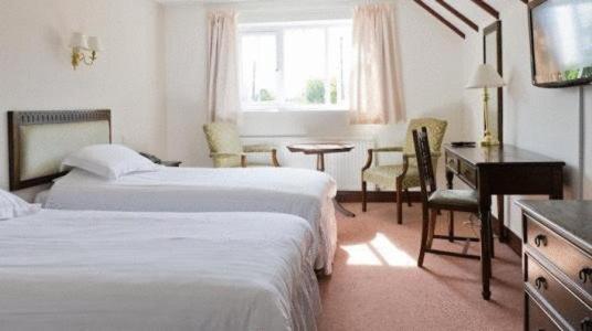 The New Inn Heckfield Экстерьер фото